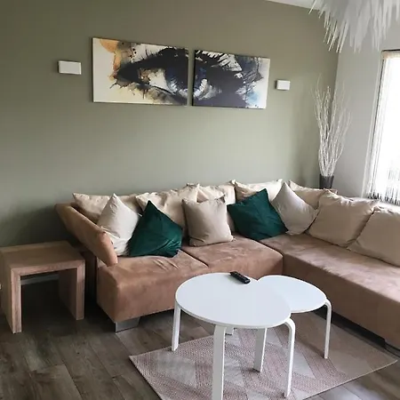 One Seven - Bright Collection Apartment *