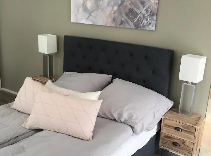 One Seven - Bright Collection Apartment *